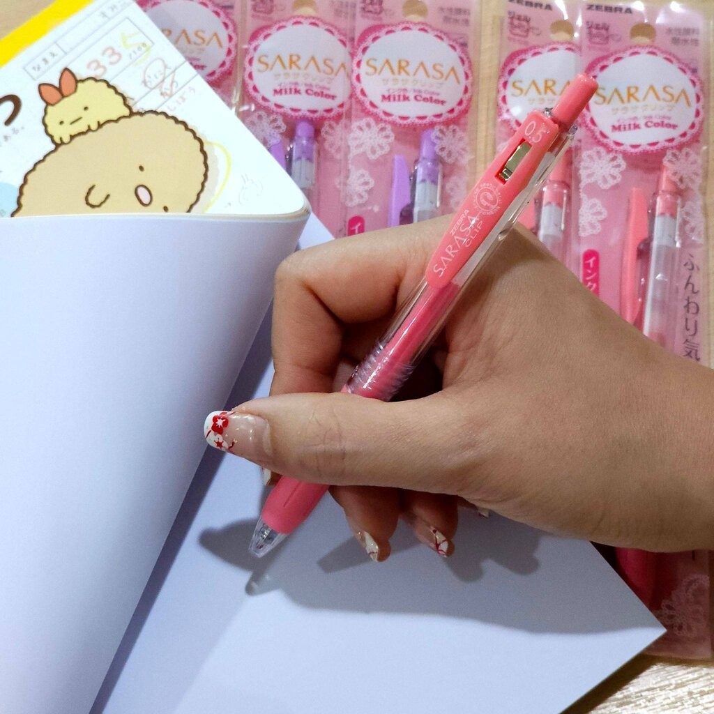 ปากกา sarasa milk colour