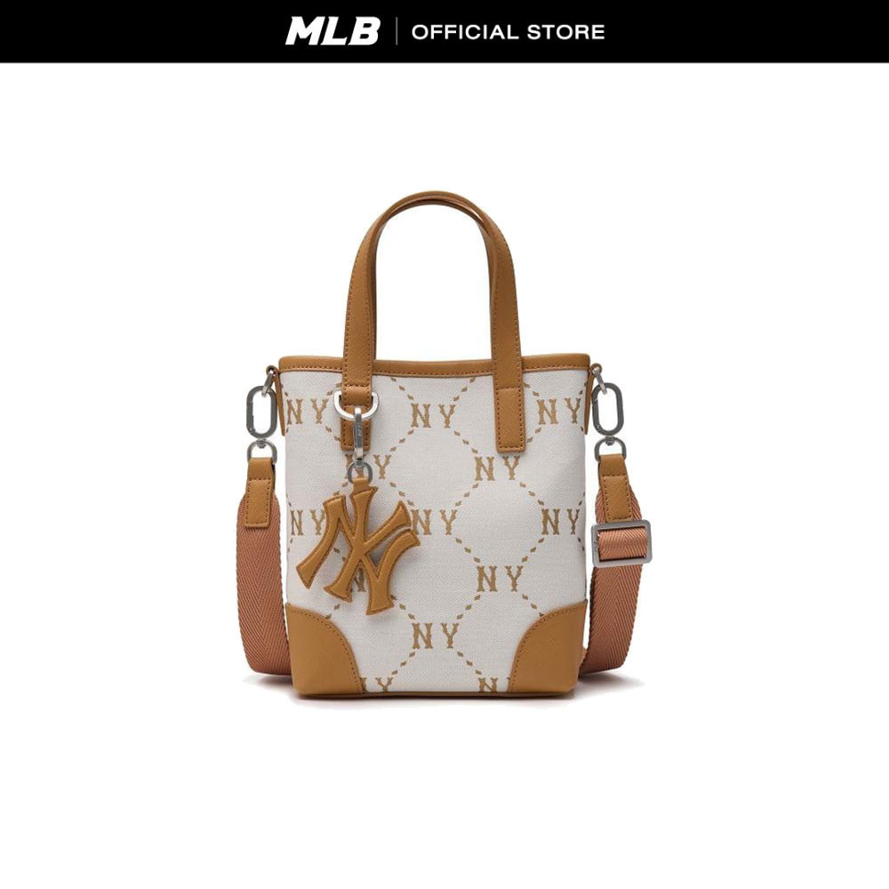 MLB กระเป๋าสะพาย Unisex Jacquard Dia Monogram รุ่น 3ACRS054N 50CRS - สีครีม