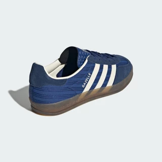 adidas ไลฟ์สไตล์ รองเท้า Gazelle Indoor ผู้หญิง สีน้ำเงิน JS1410