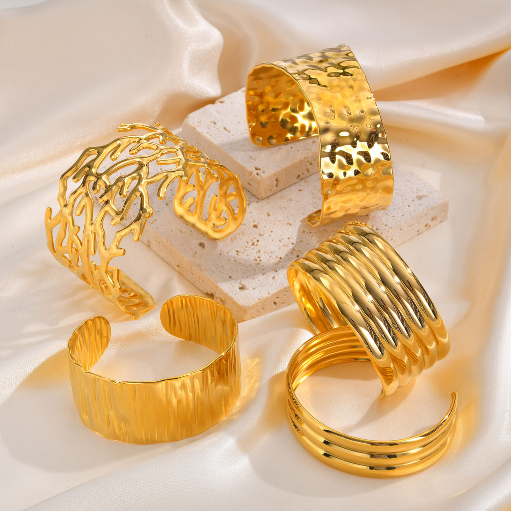 Vnox Vintage Punk Cuff เปิดสร้อยข้อมือผู้หญิง 18 K Gold Boho กว้างกําไลข้อมือสร้อยข้อมือ Charm เครื่องประดับของขวัญ