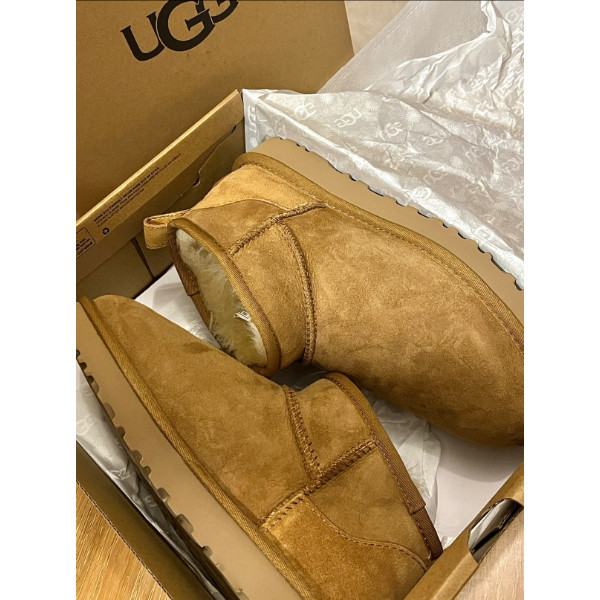 UGG Classic Mini Sheepskin Boots ส้นค้างอุ่นและไม่เลื่อน เหมาะสำหรับทั้งผู้ชายและผู้หญิง