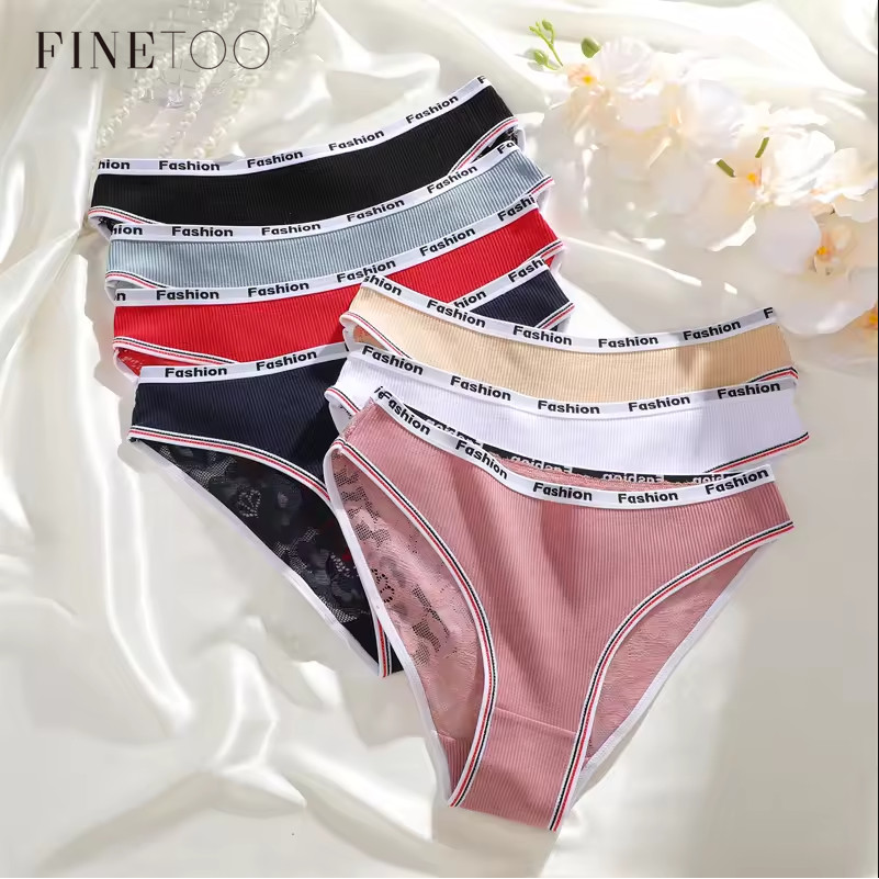 FINETOO กางเกงผ้าฝ้ายสําหรับผู้หญิงพร้อมกางเกงสีทึบไร้รอยต่อลูกไม้ชุดชั้นในนุ่มและระบายอากาศได้ดี