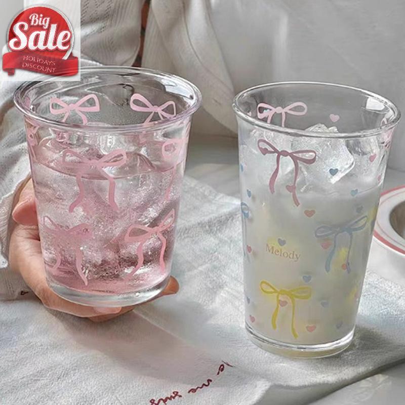 AF Bow Glass ถ้วยน้ําน่ารักการ์ตูนโบว์ถ้วยแก้วลายน่ารัก Doodle แก้วกาแฟในครัวเรือนผลไม้ชา Lemonade Girls ของขวัญ A