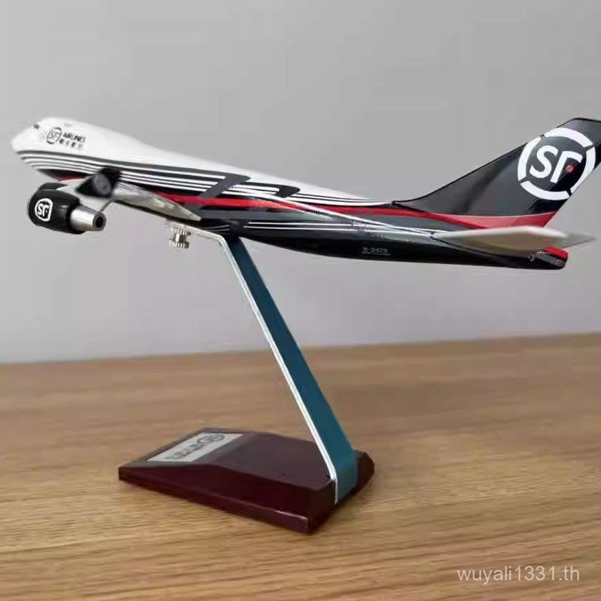 โมเดลเครื่องบิน SF Express เครื่องบินขนส่งสินค้า Boeing 747 ขนาด 1:300 กล่องของขวัญสำหรับพนักงาน SF 
