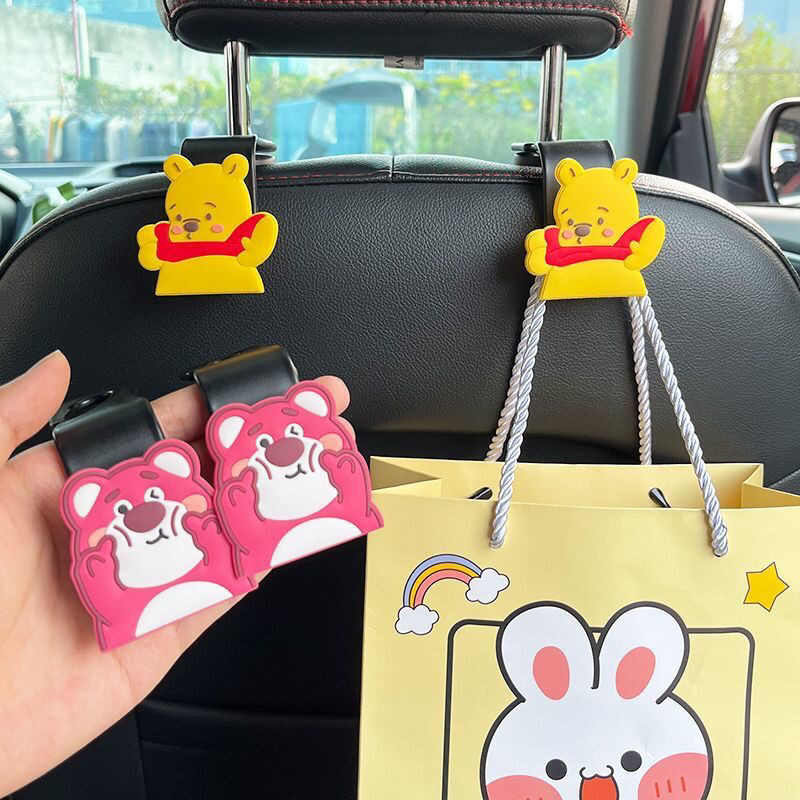 รถที่นั่งกลับตะขอวินนี่เดอะพูห์สตรอเบอร์รี่หมีรถตะขอขนาดเล็กพนักพิงศีรษะรถที่นั่งกลับตะขอน่ารักรถจัดช่อง