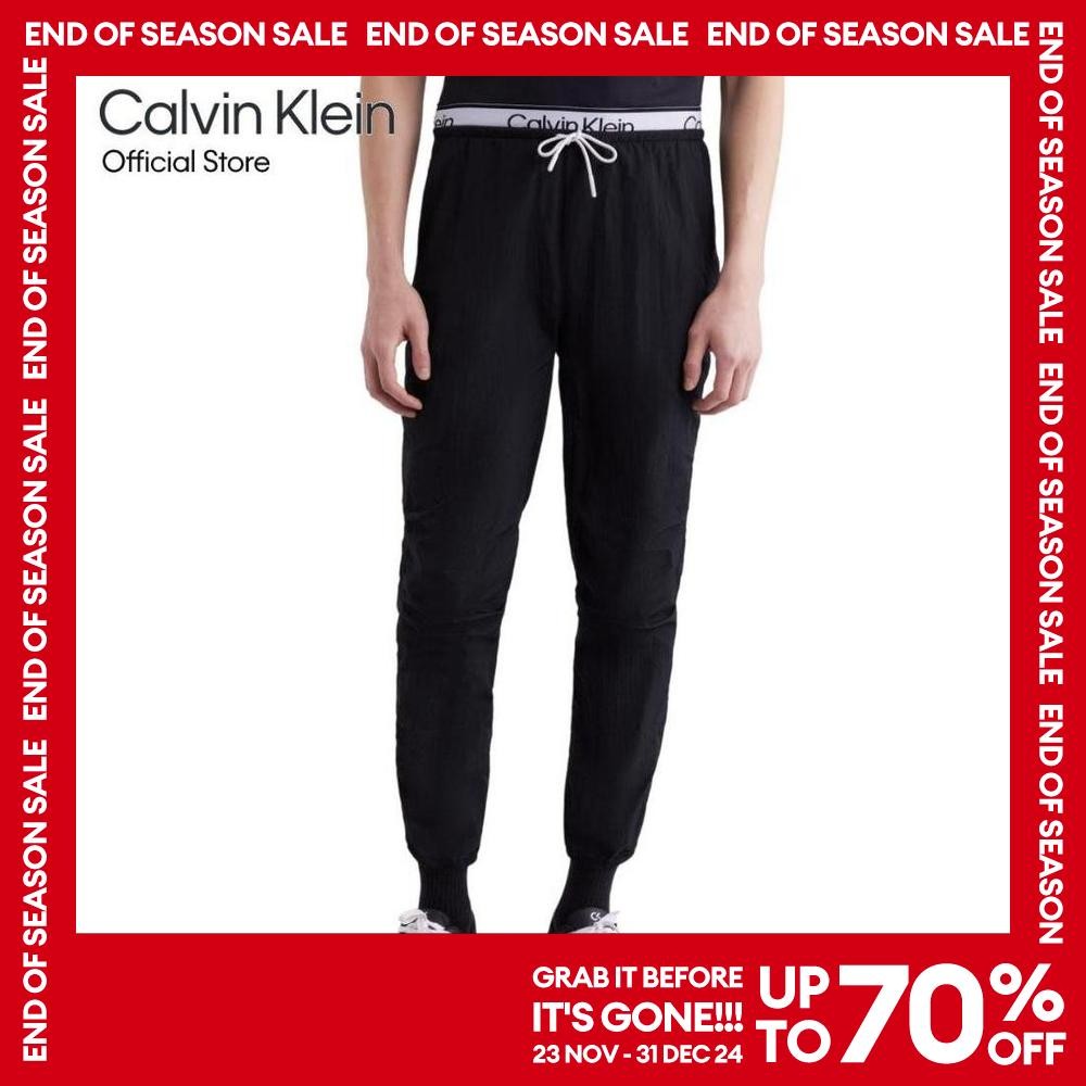 CALVIN KLEIN กางเกงขายาวผู้ชาย Icon ทรง Regular รุ่น 4MS4P637 001 - สีดำ