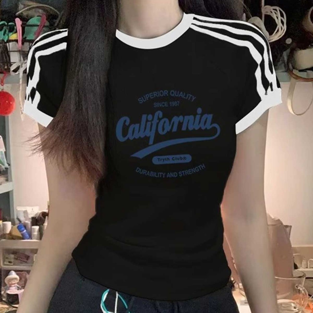 เสื้อยืดลายขวางแฟชั่นผู้หญิง ฤดูร้อน แบบสั้น ผ้านุ่ม
 - รูปที่ 4