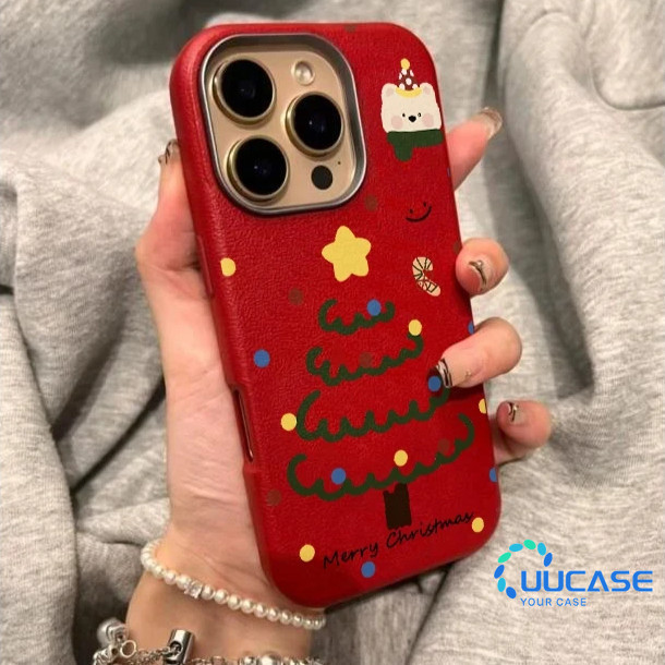 ต้นคริสต์มาสหมีสําหรับ iPhone 16promax เคสโทรศัพท์ 16pro 16plus 15pro 15promax ปีใหม่ 13 หนัง 14 กรอบโลหะ 12 11 8plus ชายและหญิง XSmax 11pro SP