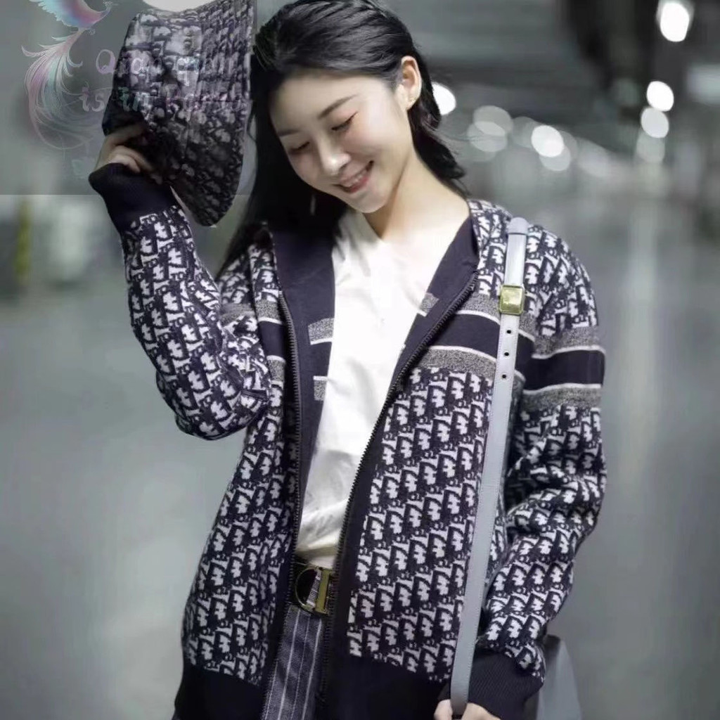 เวอร์ชั่นเกาหลีสุภาพสตรีแฟชั่นถักด้านบน ผ้าแจ็คการ์ด จดหมายซิปคลุมด้วยผ้าคาร์ดิแกนเสื้อกันหนาวพร้อมสต็อก - รูปที่ 7
