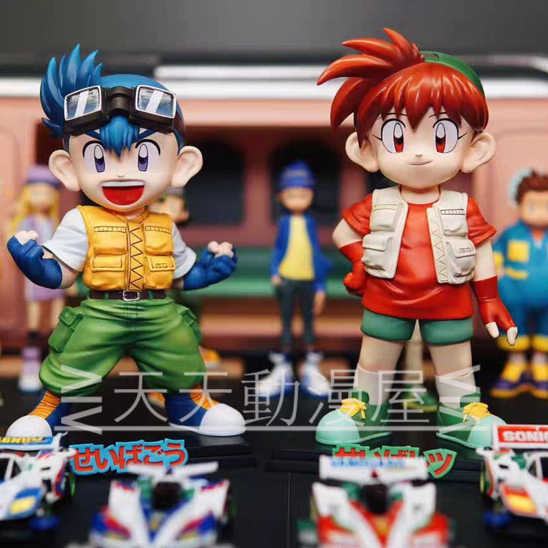 จัดส่งฟรีโมเดลพี่น้องสี่ไดรฟ์ Xingma Lie Xingma Hao ท่ายืนสะท้อน Xiaohao Xiaolie 4WD GK Anime Peripheral Gift บรรจุกล่อง