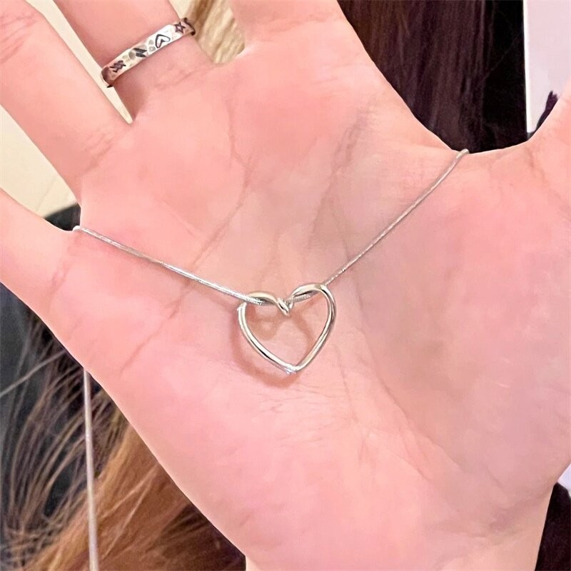 สร้อยคอจี้หัวใจสไตล์หวานสำหรับผู้หญิงสร้อยคอโซ่เงินเครื่องประดับแฟชั่นNecklaces