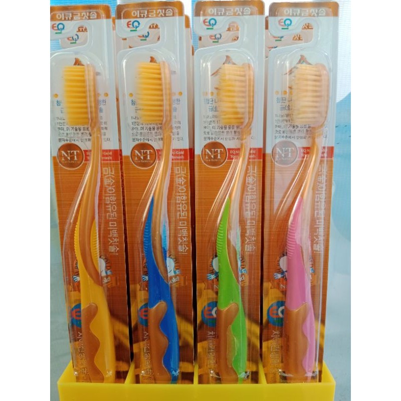 [Lot of 20]แปรงสีฟัน EQ Tech Wellbeing Nano Gold ช่วยปกป้องฟัน