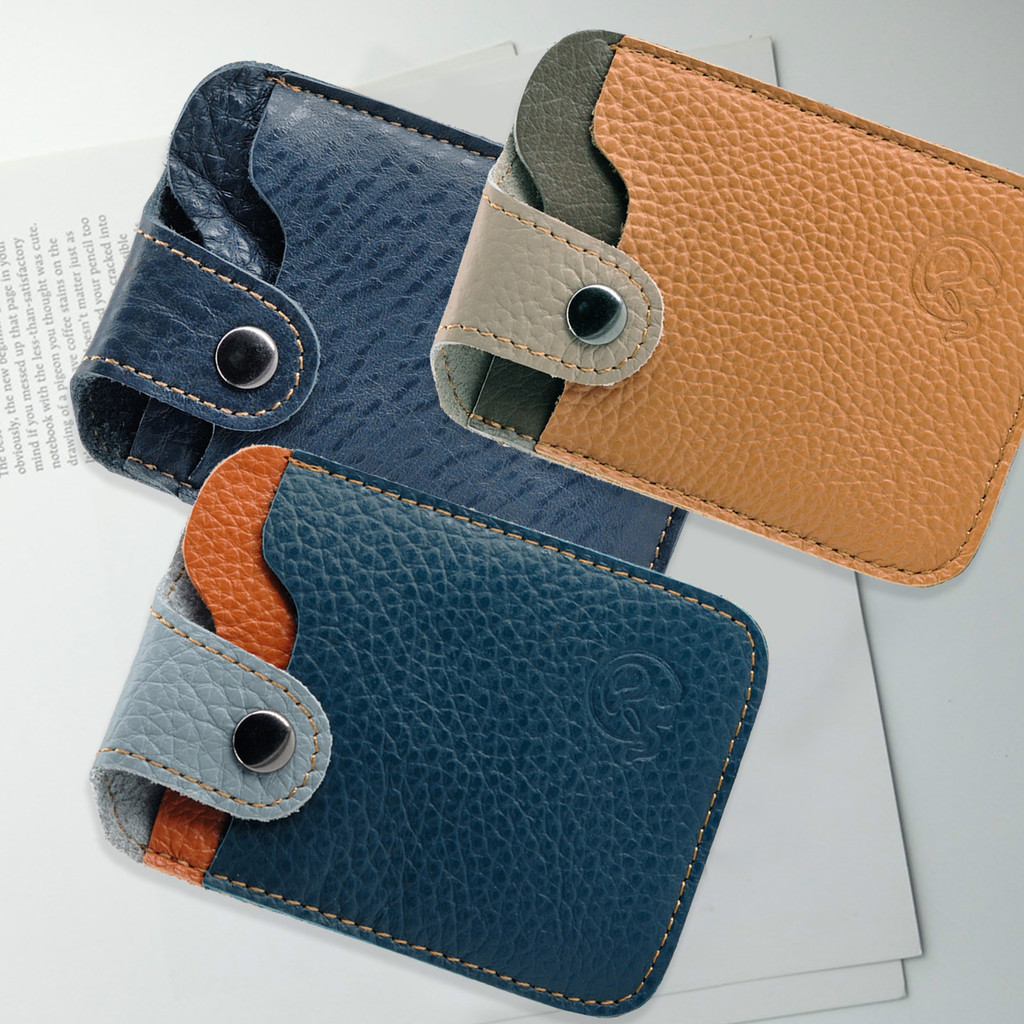 [READY Stiock]ที่ใส่บัตรเครดิต ID หนังแท้ 1 ชิ้น กระเป๋าใส่เหรียญหนังวัวเรียบง่าย กระเป๋าสตางค์ทรงสลิม