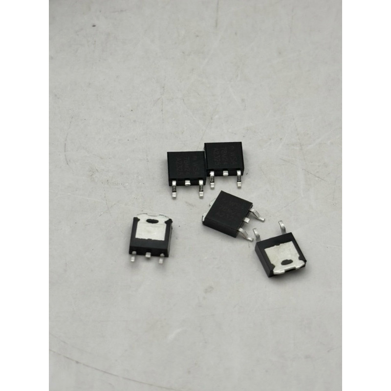 78m24 L78M24CDT 0.5A / 24V Voltage Regulator ราคา1ชิ้น