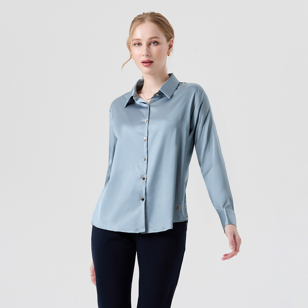ESPADA เสื้อเชิ้ต ผ้าซาตินเนื้อนุ่ม ผู้หญิง สีฟ้า |Smooth Satin Shirt | 01117