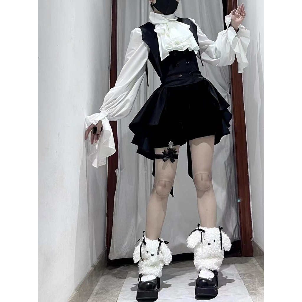 ชุดเกาหลี Lolita Sweet Cool พร้อม Ruffle Sweet Top กางเกงขาสั้นสีดํา 3 ชิ้น