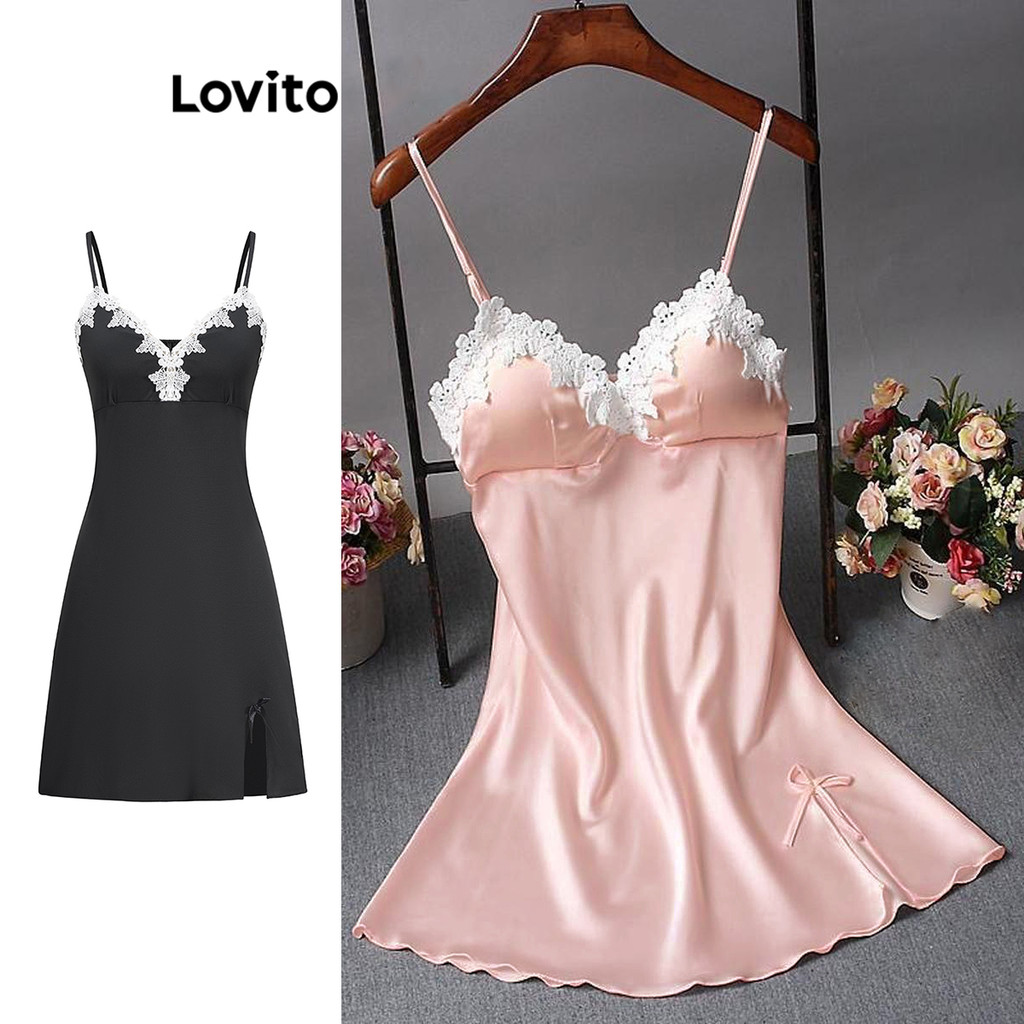 Lovito ชุดนอนเดรส แต่งขอบสี คอแต่งระบายลูกไม้ สีพื้น สไตล์ลำลอง สำหรับผู้หญิง LNE54488