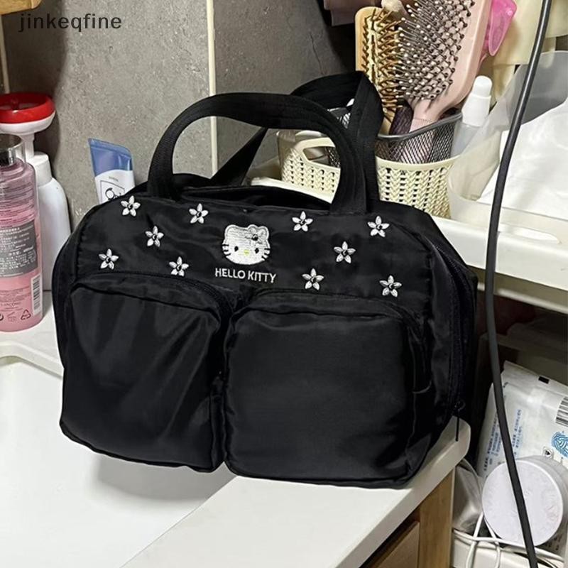 KTH Hello Kitty Miniso สีดําปัก Hangbags Y2k ความจุขนาดใหญ่ Tote กระเป๋าแต่งหน้า Casual Layered แบบพกพาล้างกระเป๋าสําหรับผู้หญิงร้อน