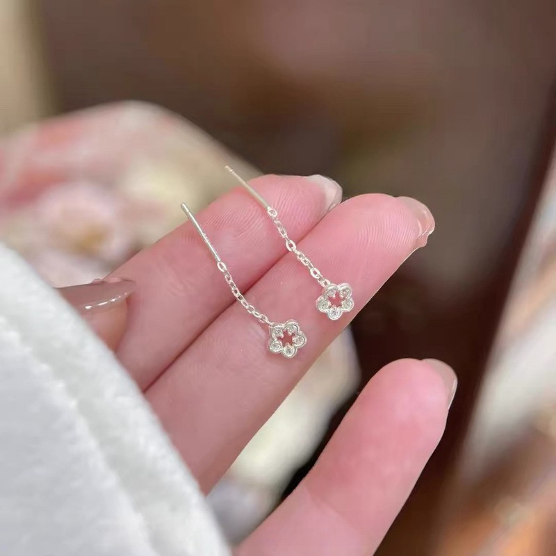 ผู้หญิงน่ารัก Hollow ดอกไม้หูลวดต่างหูหู Studs PIercing เครื่องประดับ