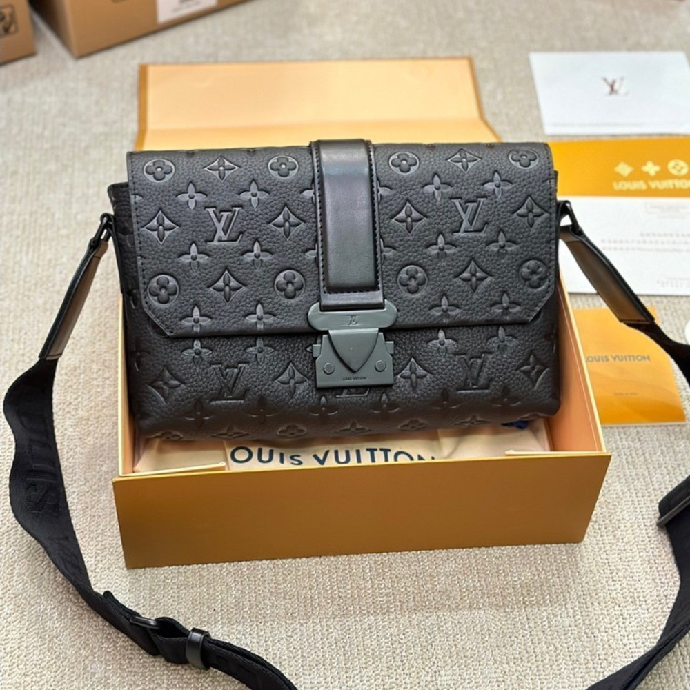 Cowhide New Style Postman Mens All-Match Messenger bag Genuine Leather Mens bag Size l Vbeg SCAPE ba