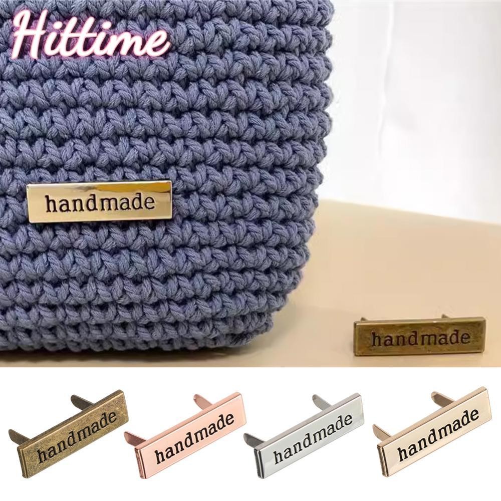 Hittime 10 ชิ้นโลหะ Handmade ป้ายสี่เหลี่ยมผืนผ้าโลหะผสมสังกะสี Hand Made ตัวอักษรป้าย DIY เสื้อผ้าอุปกรณ์เย็บผ้า R2Z9