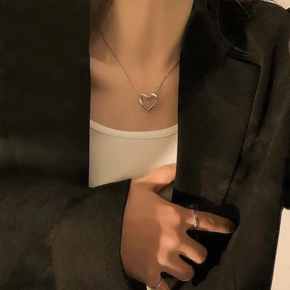 สร้อยคอจี้หัวใจสไตล์หวานสำหรับผู้หญิงสร้อยคอโซ่เงินเครื่องประดับแฟชั่นNecklaces