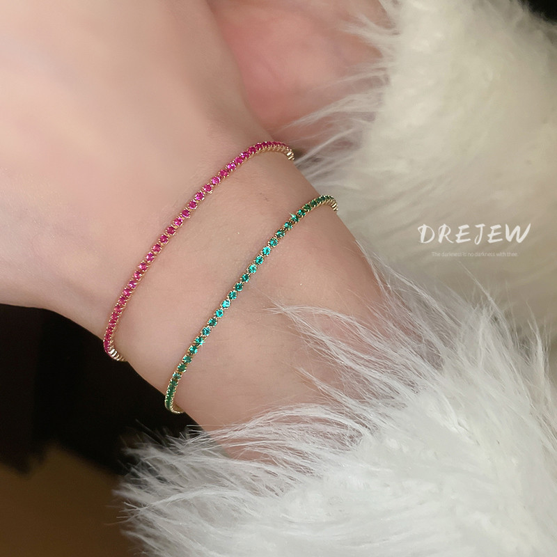 [เดรย์]สร้อยข้อมือเพทายสี่เหลี่ยมที่ละเอียดเป็นพิเศษบุคลิกภาพหญิงอารมณ์ความรู้สึกระดับสูงสร้อยข้อมือการออกแบบเฉพาะใหม่เครื่องประดับมือขายส่ง