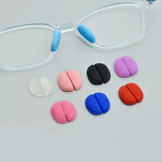 [จัดส่งภายในประเทศ]1 คู่ Push On แผ่นจมูกแว่นตา Anti slip Pad แว่นตาอุปกรณ์เสริม Anti-slip ใส่ซิลิโคนกันลื่นสําหรับเด็ก