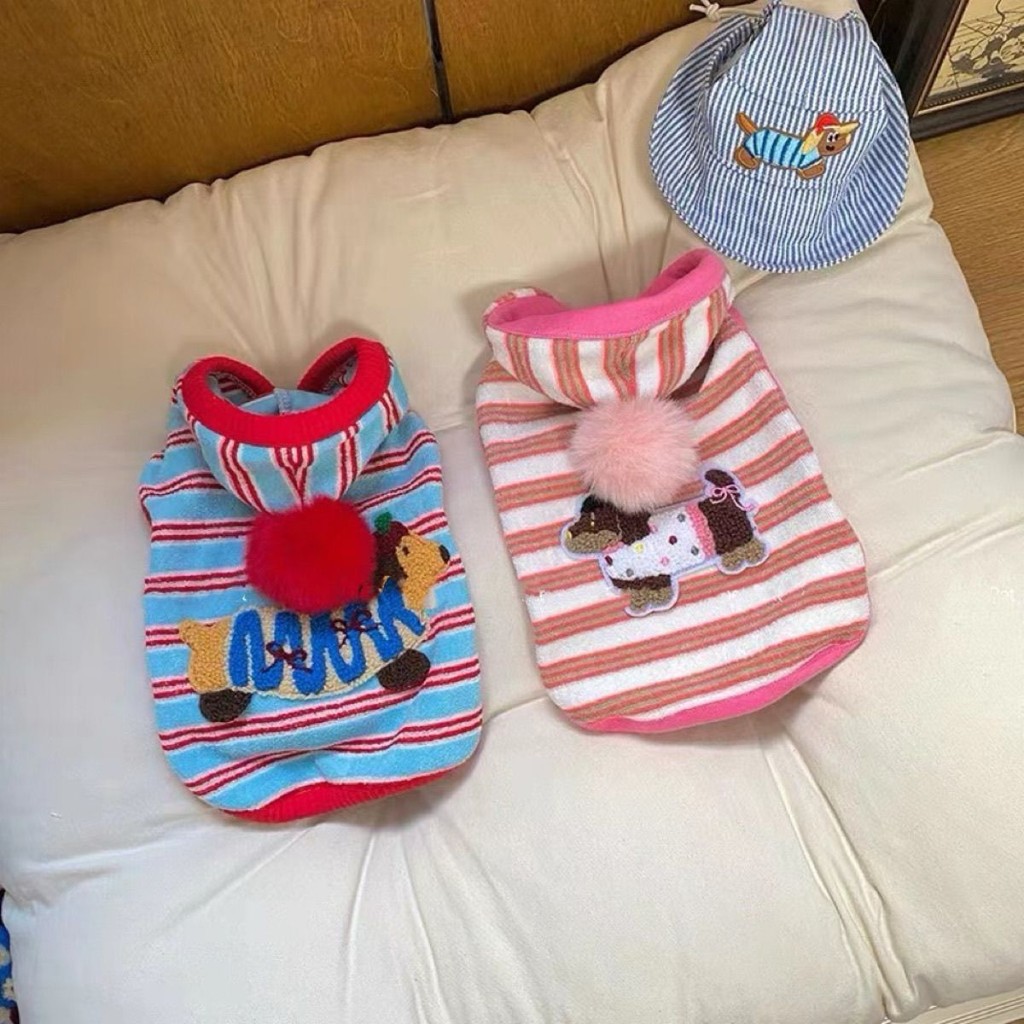 เสื้อผ้าสุนัข Bichon Schnauzer Pomeranian Teddy ฤดูใบไม้ร่วงฤดูหนาวเสื้อผ้าบางลายเสื้อกันหนาว Warm อินเทรนด์เสื้อผ้าสัตว์เลี้ยง