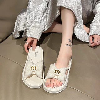 รองเท้าแตะแต่งโบว์ น่ารักๆ มีทั้งหมด 2 สี ทรงสวย น่ารัก ใส่สบาย *พร้อมส่ง*