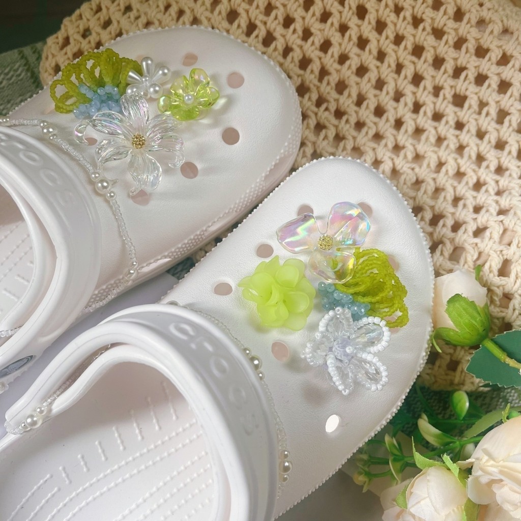 The Wizard of Oz Original Hole Shoes Flower diy Shoe Buckle Accessories Flower Upper Accessories