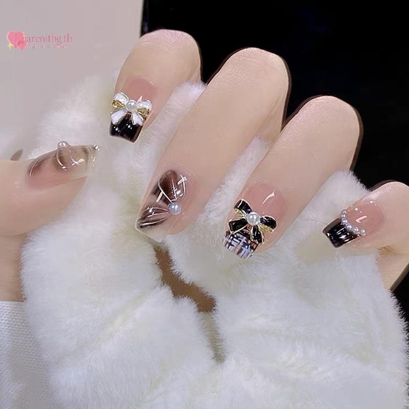 RENBG 10PCS Vintage Simple Bow Tie Charms คลาสสิกสีดําสีขาวมุกฝัง Bowknot โลหะผสมเล็บ Rhinestone ตกแต่งเล็บ Salon TH - รูปที่ 4