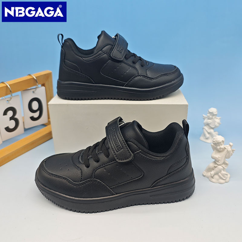 เด็กรองเท้าผ้าใบสบายสีขาว / สีดําสีบริสุทธิ์หนังกันน้ํารองเท้านักเรียนสําหรับเด็กชายและเด็กหญิง