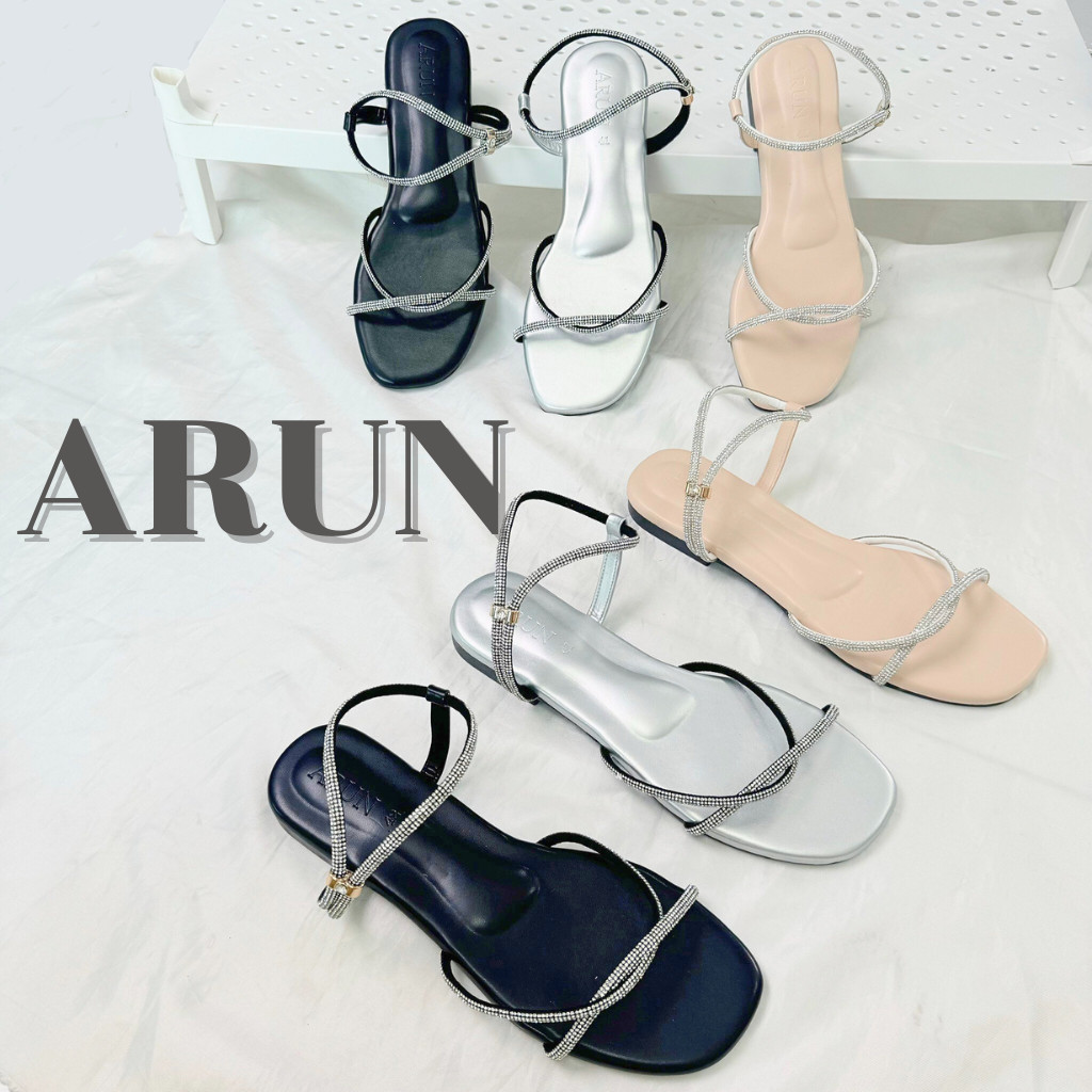 รองเท้าแฟชั่น แบรนด์ ARUN รุ่น AR2028 รองเท้าแตะ ดีไซน์รัดข้อ คาดเพชร v3