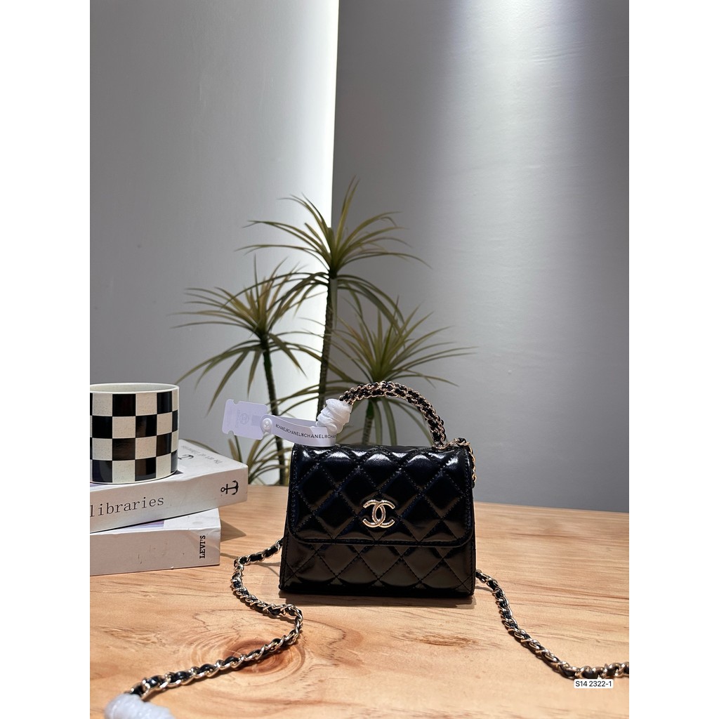 C-classic Multi-functional Small Bag Ladies Crossbody Bag Mouth Red Envelope (พร้อมกล่อง)