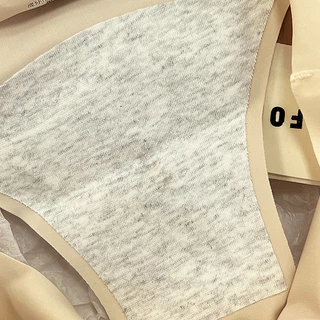 สินค้าแนะนำ รับประกันคุณภาพ กางเกงในไร้ขอบ004 เอวกลาง มีขอบเอว ผ้าหนา คุณภาพดี ยืดเยอะ