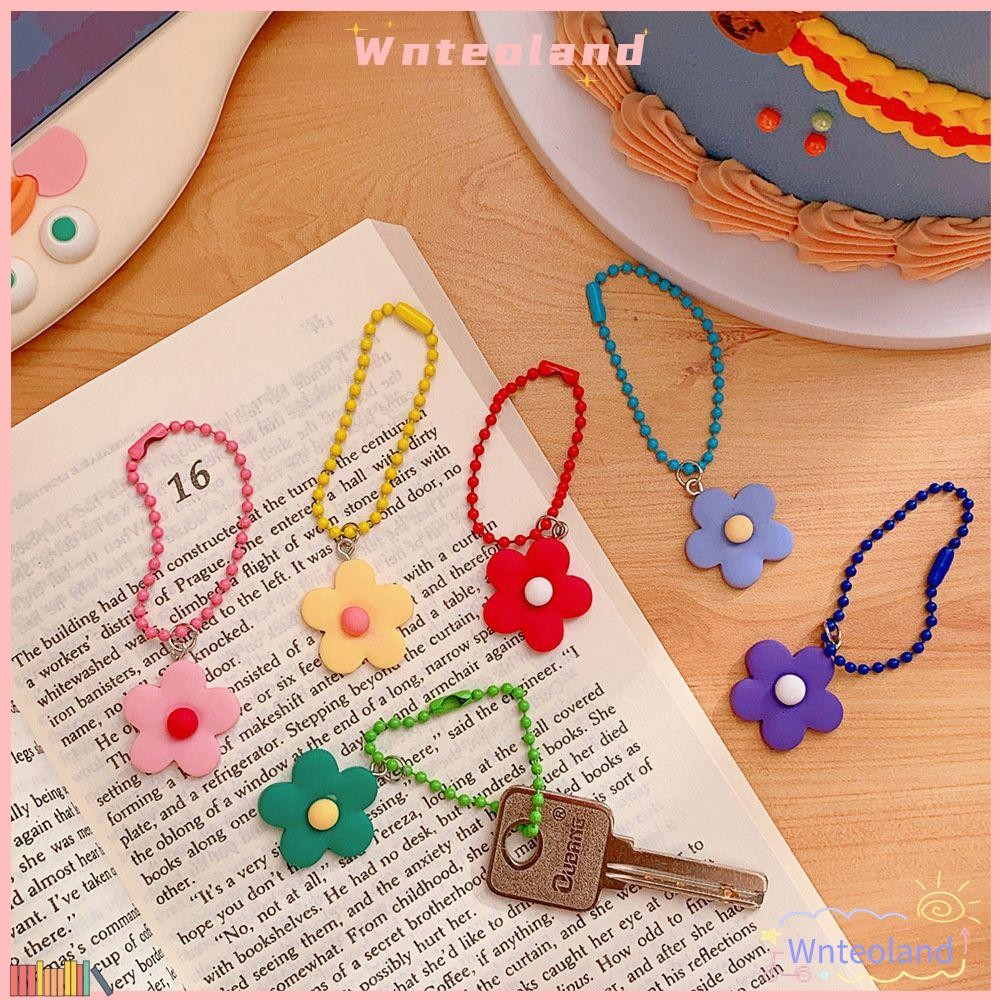 Wnteoland พวงกุญแจ Girly Heart กระเป๋าใส่เหรียญจี้ดอกไม้สีพลาสติก