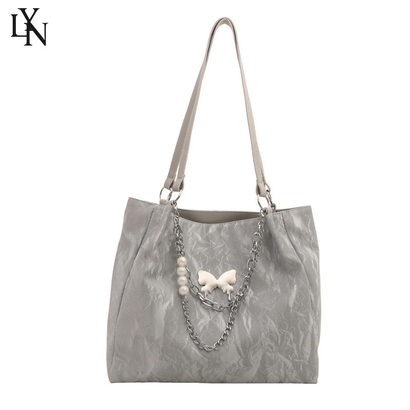 Lyn Commuter bag กระเป๋าโท้ตสีเงินใหม่ความจุขนาดใหญ่ กระเป๋าสะพายคลาส