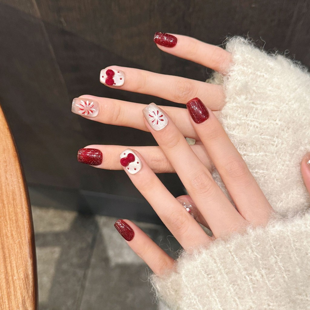 [5in1ชุดเครื่องมือที่ทำด้วยมือ] จีนสีแดงสิงโตดอกไม้ไฟแมวตาตุ๊กตาผีเสื้อ U ltrapezoid เล็บปลอมด้วยกาวส่องไฟเล็บกดบนเล็บนำมาใช้ใหม่กันน้ำ - รูปที่ 4