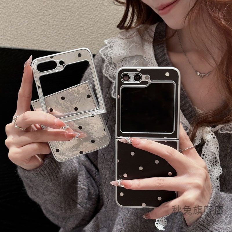LUKEN เคสโทรศัพท์สําหรับ Samsung Galaxy Z Flip 6 5 4 3 OPPO ค้นหา N2 Flip N3 Flip ลายจุดน่ารักปกหลังพร้อมโซ่สําหรับ Flip3 Flip4 Flip5 Flip6 N2Flip N3Flip