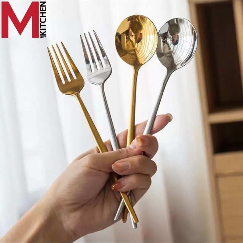 M KITCHEN ช้อนส้อม ช้อนเกาหลี สแตนเลส มีให้เลือก 2 สี ด้ามยาว ยาว 21ซม (A8)