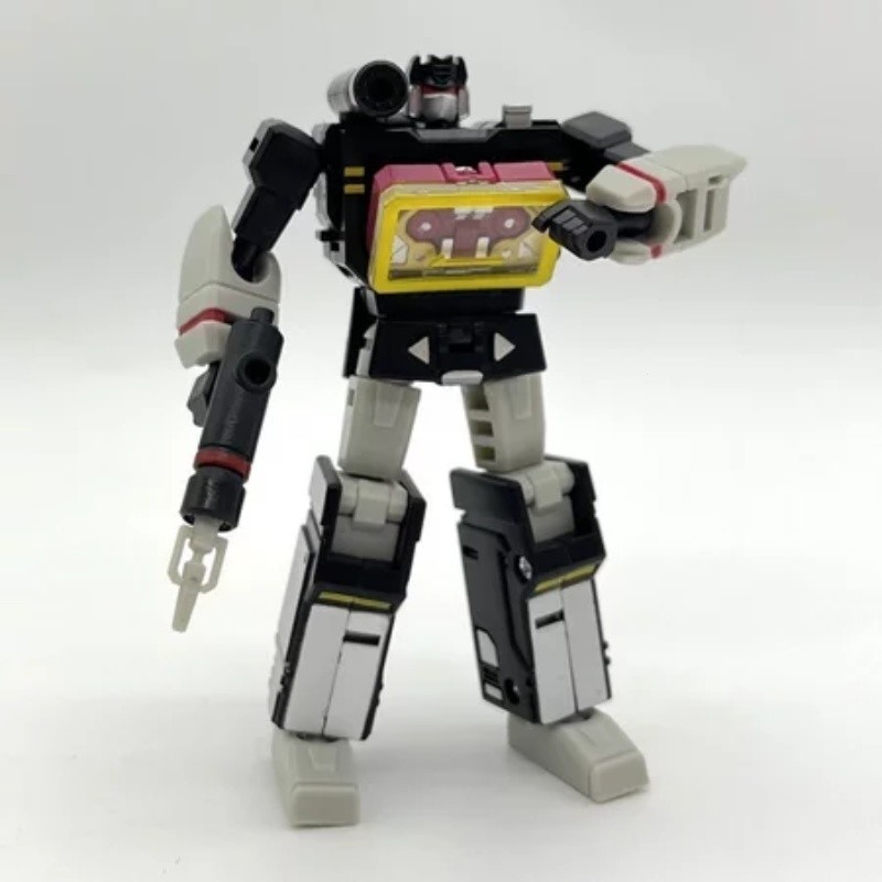 Perfect Transformation PocketToys Pt04 SoundWave รูปที่ 3