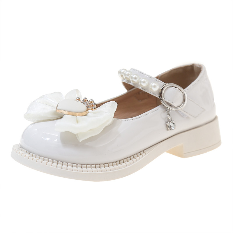 เก๋หวานสาวเจ้าหญิงรองเท้าหนังรักมงกุฎน่ารักเด็กแฟลตแฟชั่นฤดูใบไม้ผลิฤดูใบไม้ร่วงใหม่เด็กพรรครองเท้าสีดําสีเบจ - รูปที่ 5