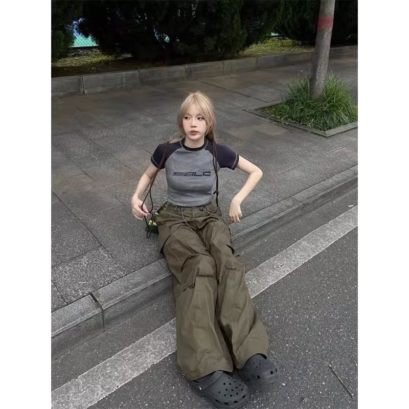 Fashionable Summer Short-Sleeved Slim-Fit Short Raglan Top for Hot Girls T T-shirt Trendy Women's Design Sense