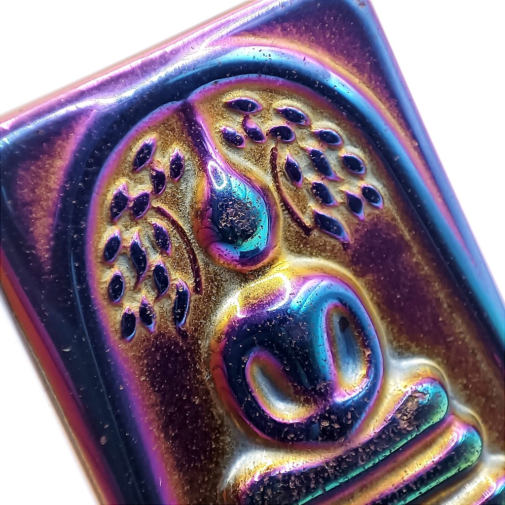 K258 พระสมเด็จโต วัดระฆัง พิมพ์ปรกโพธิ์ เหล็กไหล 7 สี กรอบทองไมครอน ขนาด 2.5x4 ซม. - รูปที่ 7