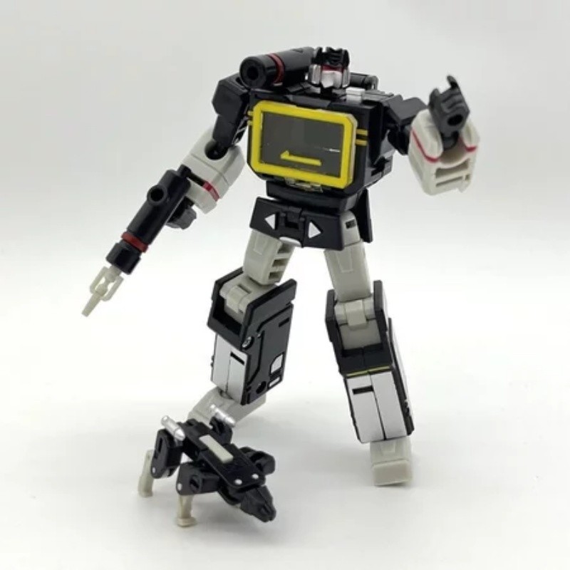 Perfect Transformation PocketToys Pt04 SoundWave รูปที่ 8