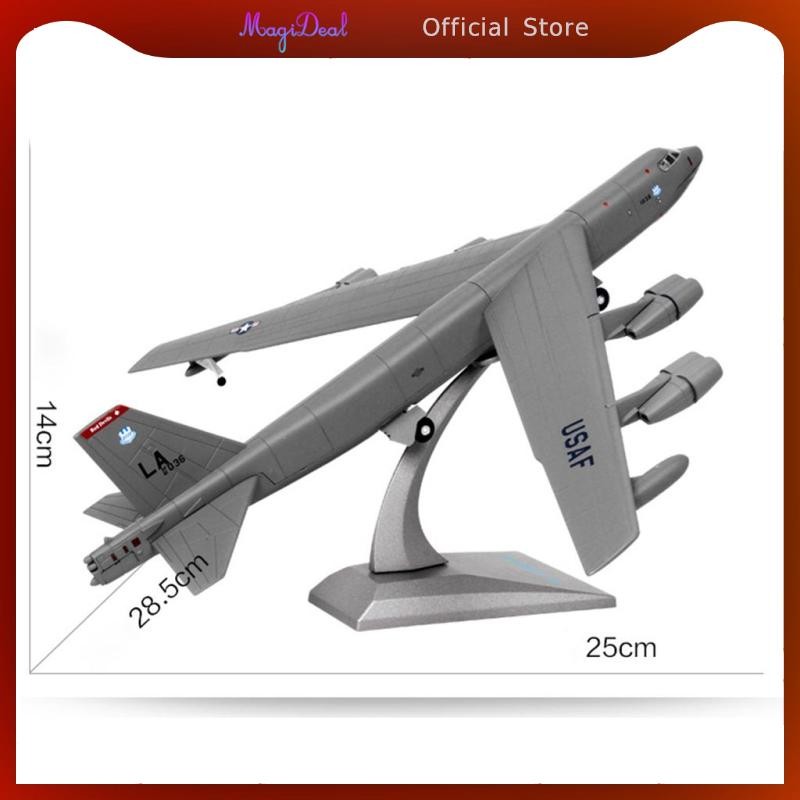 MagiDeal 1:200 Diecast Die Cast เครื่องบินโลหะผสมอเมริกัน B-52 เครื่องบิน Strategic รุ่น w/