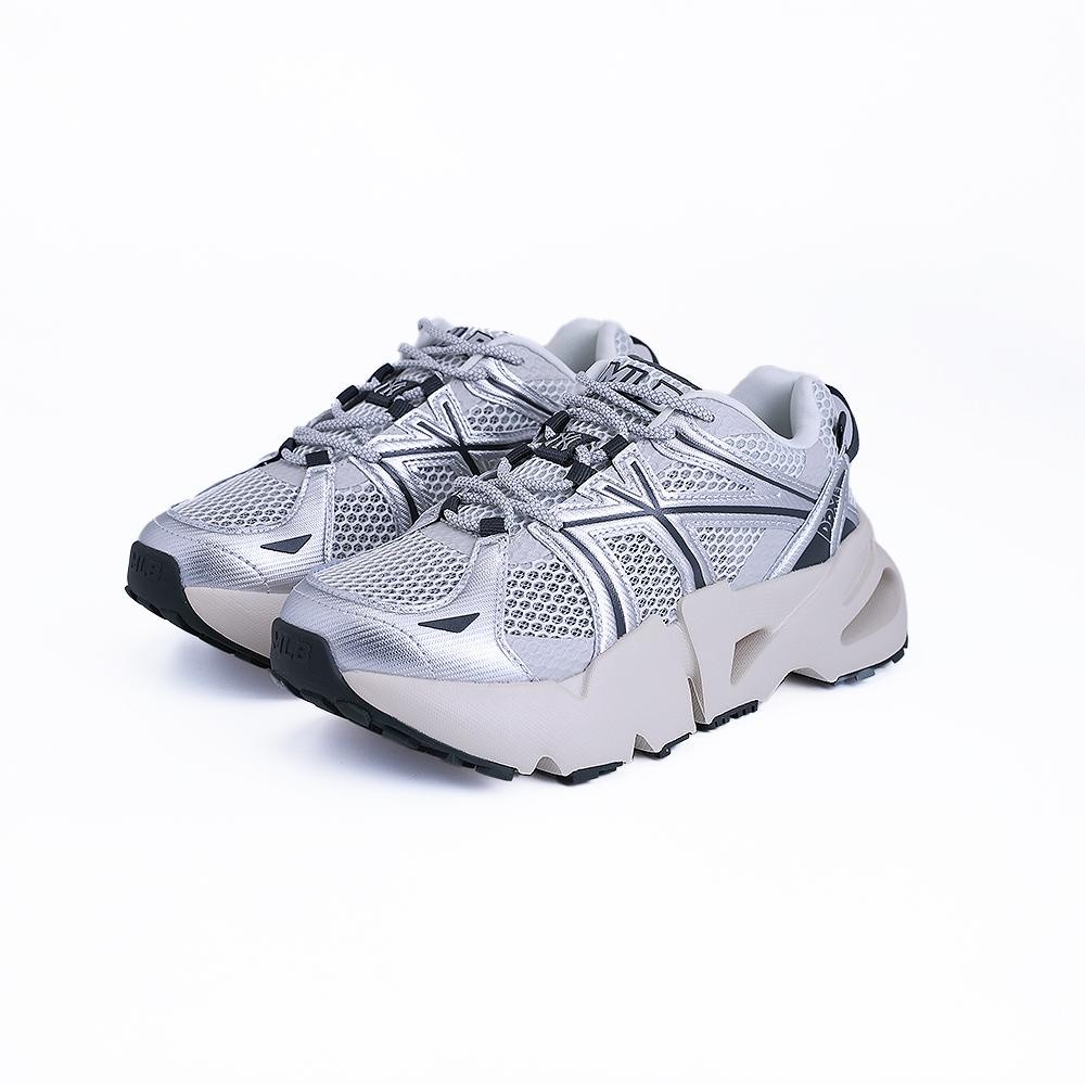 MLB รองเท้าผ้าใบ ยูนิเซ็กส์ Unisex Dome Runner รุ่น 3ARND015N 50SIS สีเงิน
