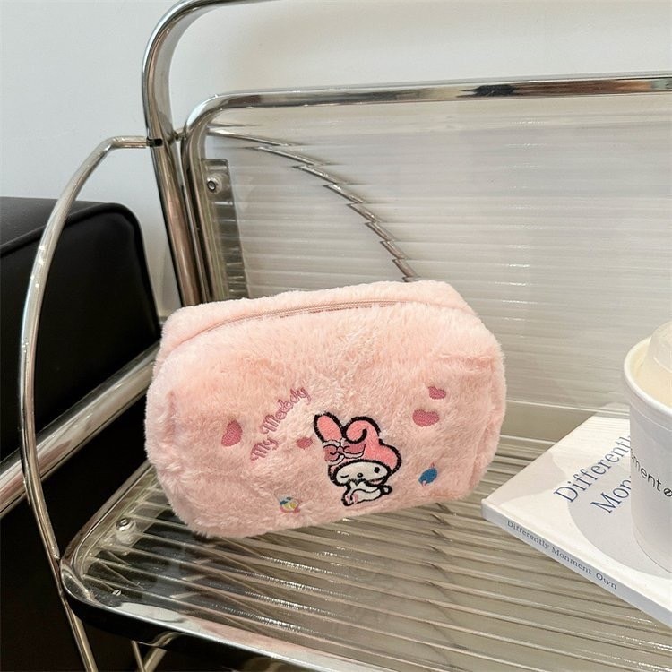 พร้อมส่ง กระเป๋าดินสอ ใส่เครื่องสำอาง ใส่ดินสอได้ 40-50ชิ้น ลายการ์ตูนน่ารักๆ - รูปที่ 6