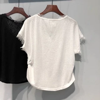 ฟลีซคอตตอนแขนสั้นคอวีแต่งลูกไม้สำหรับผู้หญิง เสื้อเบสสไตล์เกาหลีหลวมสำหรับฤดูร้อน เสื้อแขนสั้นไหล่ปกติ Needle Happy EK6E